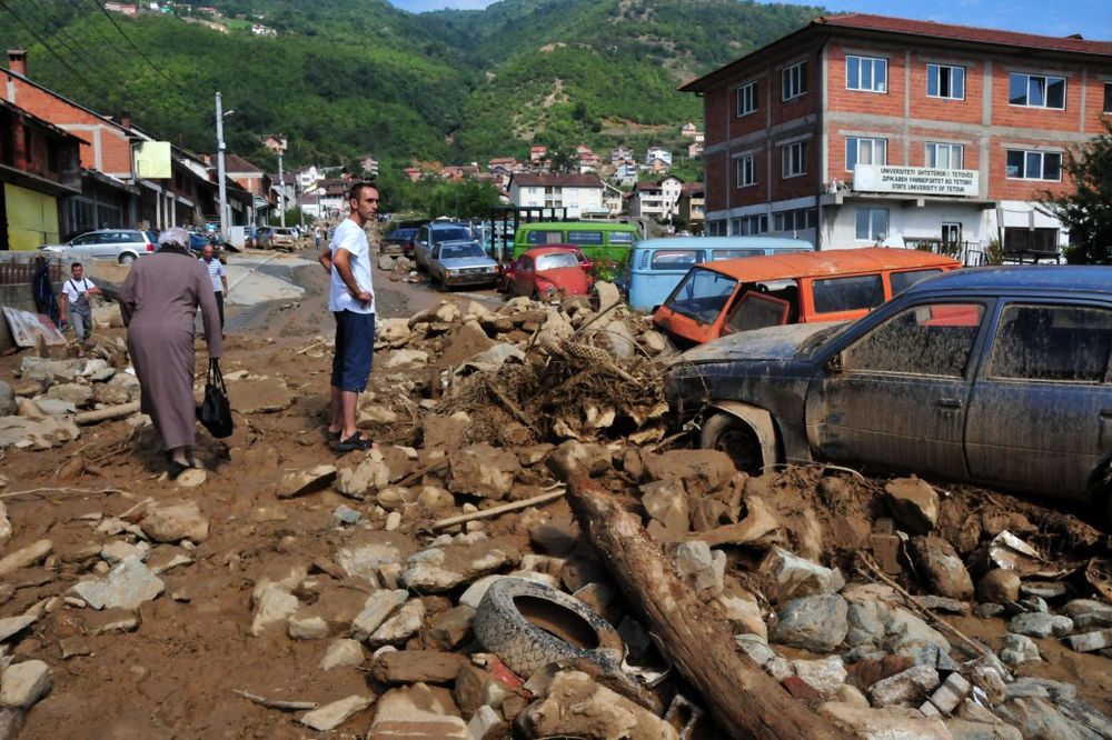 (VIDEO I FOTO) LELEK I UŽAS U TETOVU: Dvodnevna žalost zbog 4 žrtve strašne poplave