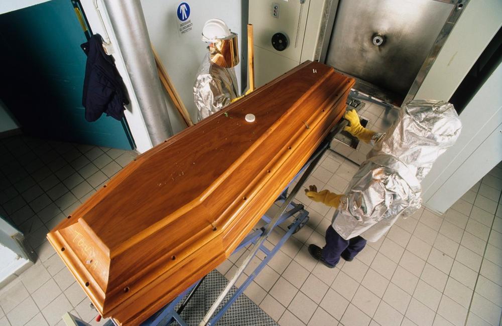 Mrtvačnica... Kremacija preminulih od koronavirusa