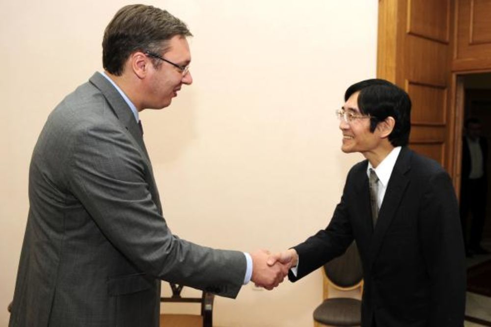 DOBRODOŠLICA: Vučić sa novim ambasadorom Japana