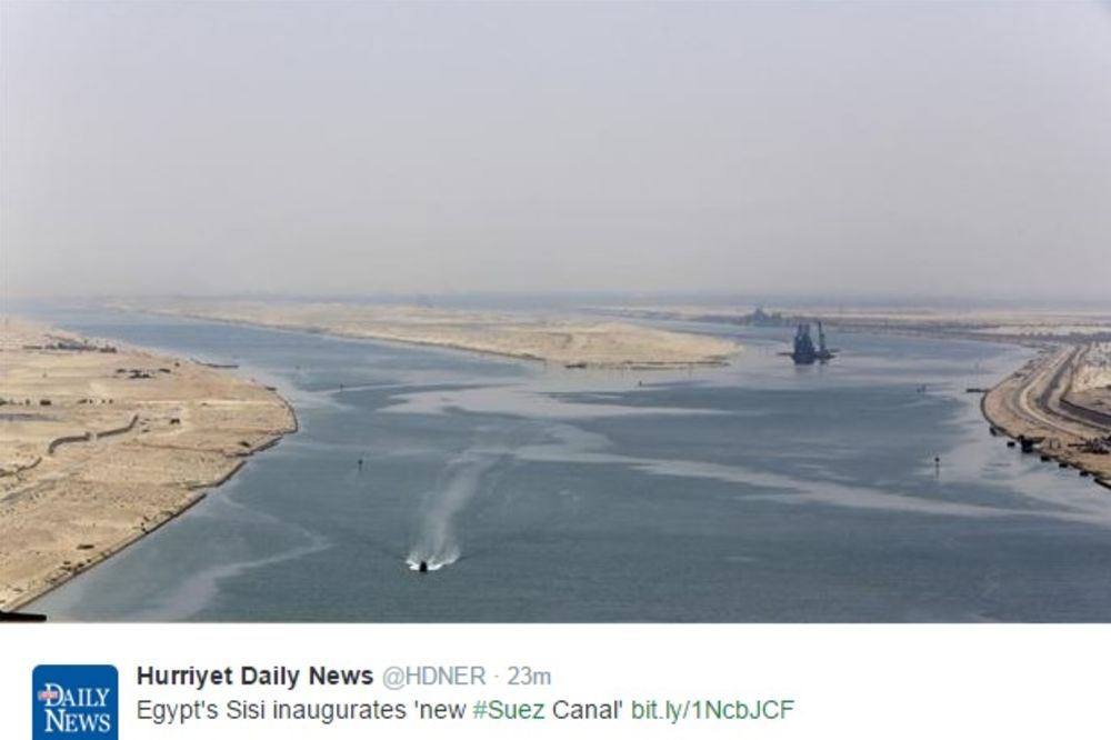 UZ FLOTU, FOLKLOR I AEROMITING: Svečano otvoren novi Suecki kanal