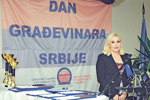 TUŽAN PRAZNIK GRAĐEVINARA: Nema posla ni u Srbiji ni u svetu