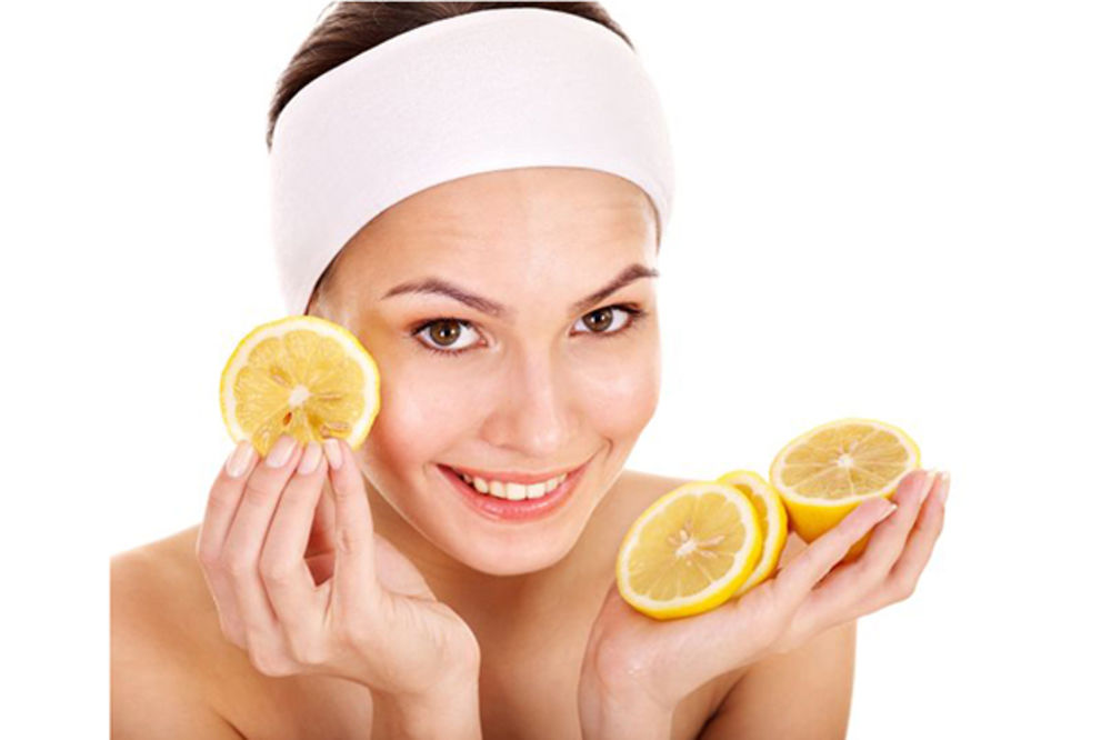 Kako vam limun može ublažiti bore i usporiti starenje kože