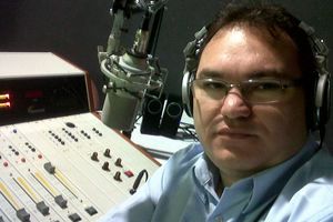 UBIJEN USRED EMISIJE: Brazilskog radio-voditelja likvidirali golobradi mladić i devojka