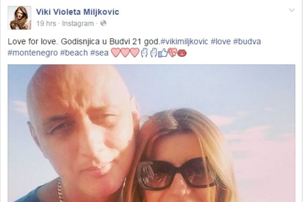 VEČNA LJUBAV: Viki i Taske proslavili godišnjicu braka u Budvi!