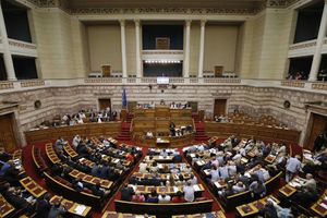 POSLE MARATONSKE SEDNICE: Grčki parlament odobrio sporazum o paketu pomoći