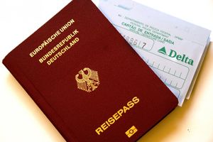 U TURSKOJ UHAPŠENA DVOJICA EKSTREMISTA: Kod sebe imali 150 evropskih pasoša, krili ih u pećnici
