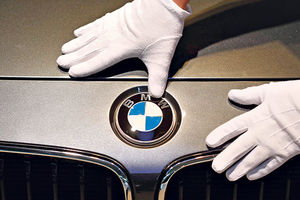 BMW povlači više od 150.000 vozila zbog gušenja motora