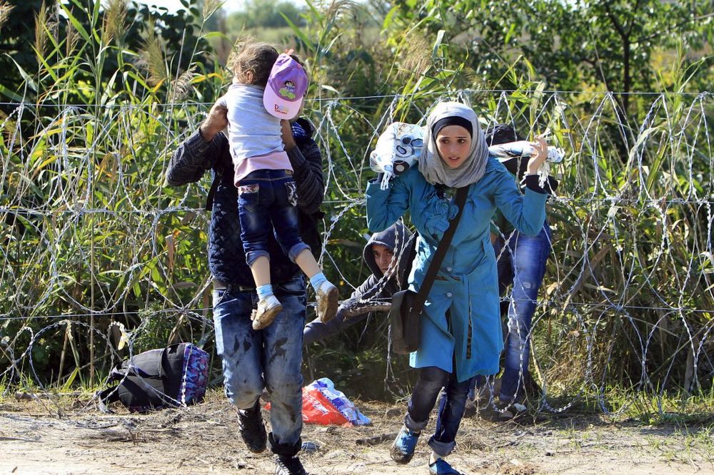 DRAMATIČNO: Prelaz Horgoš 2 zatvoren, migranti pristižu na granicu