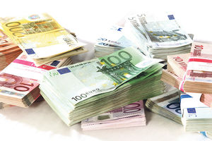DINAR MIRUJE: Evro danas 122,88 dinara