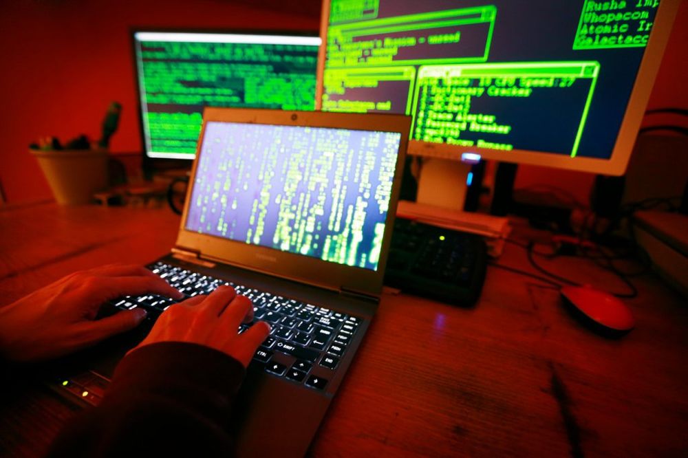 OŠTRE OPTUŽBE SAD: Rusija stoji iza hakerskih napada na naše zvaničnike