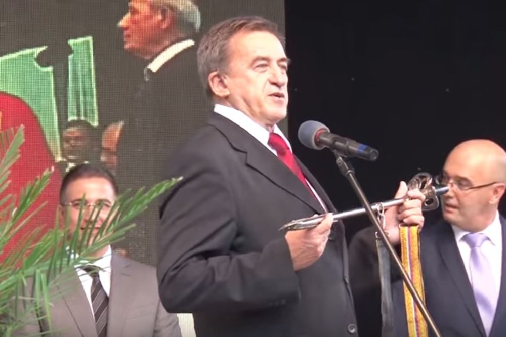 (VIDEO) HIT NA INTERNETU: Lapsus gradonačelnika Požarevca koji je nasmejao i ministra Stefanovića!