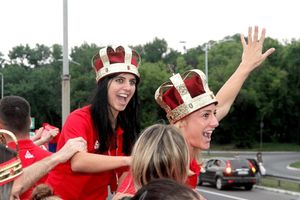 (FOTO) REČI SU SUVIŠNE: Pogledajte kako su šampionke Ana i Milica Dabović izgledale pre 20 godina