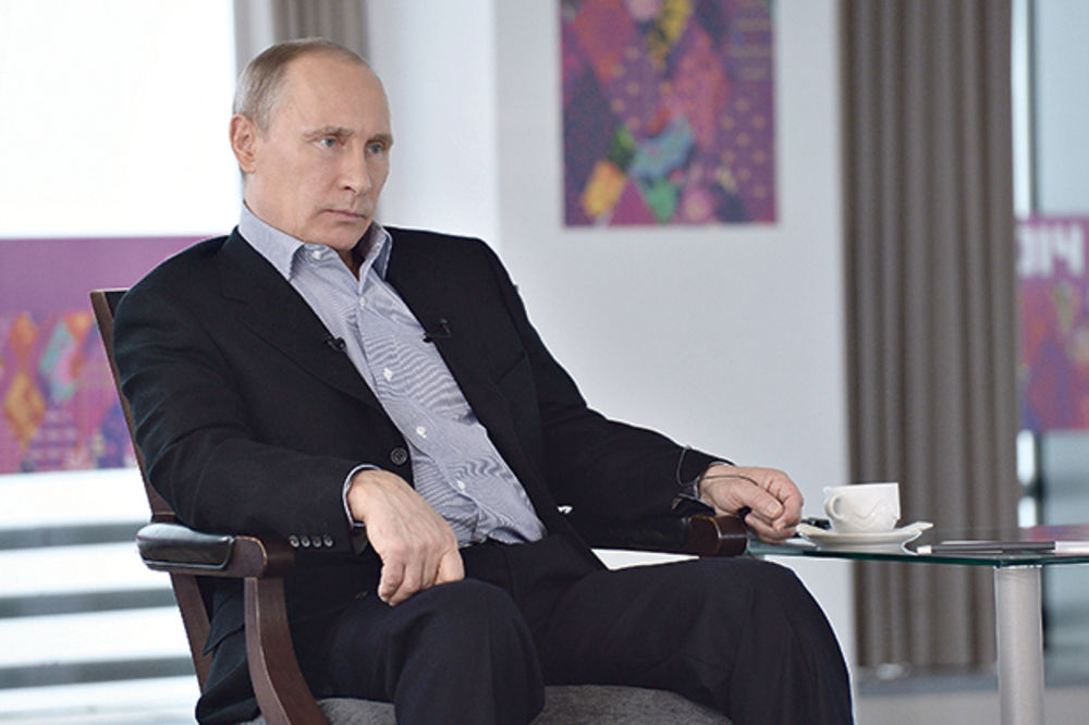 SVE JE NA MOSKVI: Putin planira vazdušne udare na džihadiste