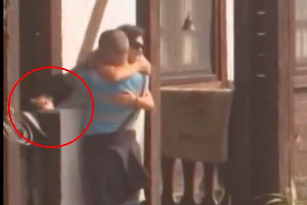 (VIDEO) ŽENA ĆE GA PREBITI: Pogledajte kako je Kristijan poljubio Staniju u g.zu!