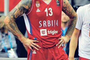 (FOTO) NISU ODOLELI SVETSKOM TRENDU: Pogledajte tetovaže srpskih sportista
