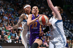 SJAJAN POVRATAK U WNBA: Ana Dabović postigla 13 poena u pobedi Los Anđelesa