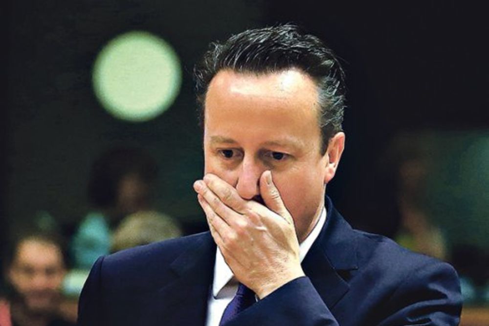 HILJADE DEMONSTRANATA TRAŽI OSTAVKU PREMIJERA: Britanci zahtevaju da Dejvid Kameron ode!