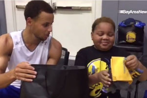 (VIDEO) HUMANA NBA ZVEZDA: Stef Kari pomogao teško bolesnom dečaku