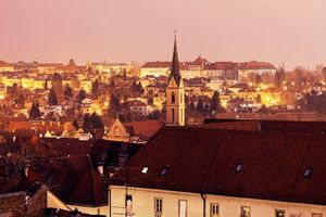 U JEDNOM DANU BILO 13 POŽARA: Piroman hara Zagrebom?