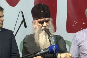 (VIDEO) AMFILOHIJE PORUČIO NARODU: Sadašnja Crna Gora je drljevićko-titoistička