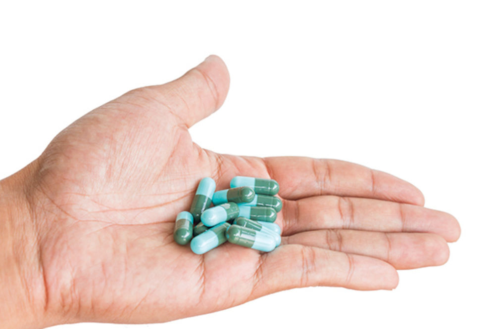 ŽIVEĆEMO VIŠE OD 100 GODINA: Za deceniju ćemo imati pilulu koja produžava život
