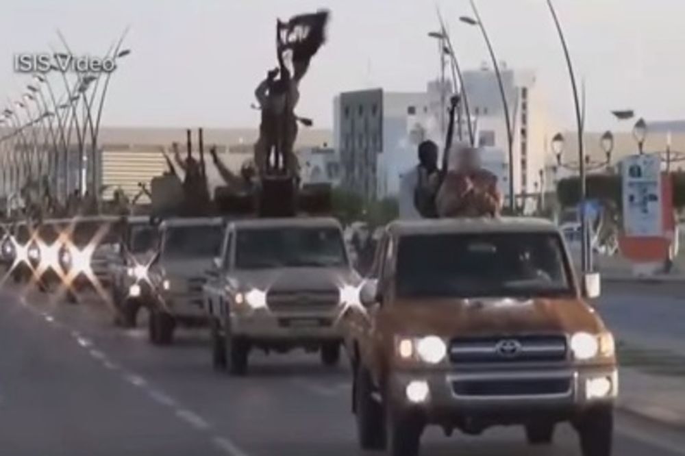 DA LI JE NAPAD IZVELA BESPILOTNA LETELICA? Bombardovan konvoj džihadista Islamske države u Libiji