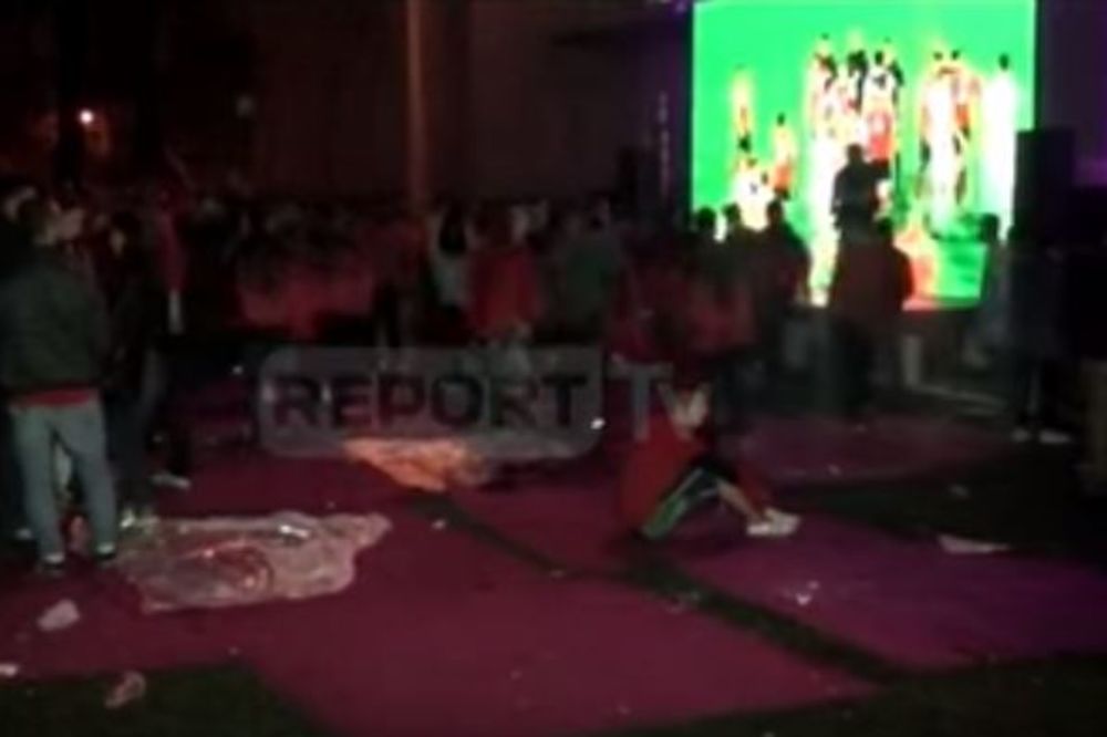 (VIDEO) BRZINA SVETLOSTI: Albanski navijači za kratko vreme ispraznili trgove posle poraza od Srbije