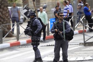 ZAPADNA OBALA: Izraelski policajac ubio palestinsku devojčicu (13), navodno ga napala nožem!