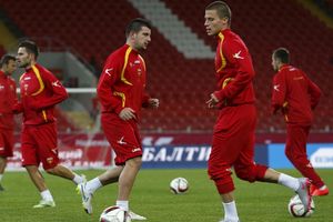 HRABRI SOKOLI BEZ PODRŠKE: Crnogorske fudbalere u Moskvi bodri samo 6 navijača!