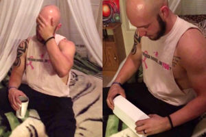 (VIDEO) Mislio da je dobio sat: Kada je otvorio kutiju, suze su mu potekle!