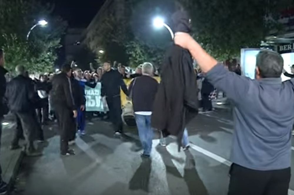 EKSKLUZIVNI SNIMCI TV VIJESTI: Ovako je izgledao sukob policije i demonstranata u Crnoj Gori