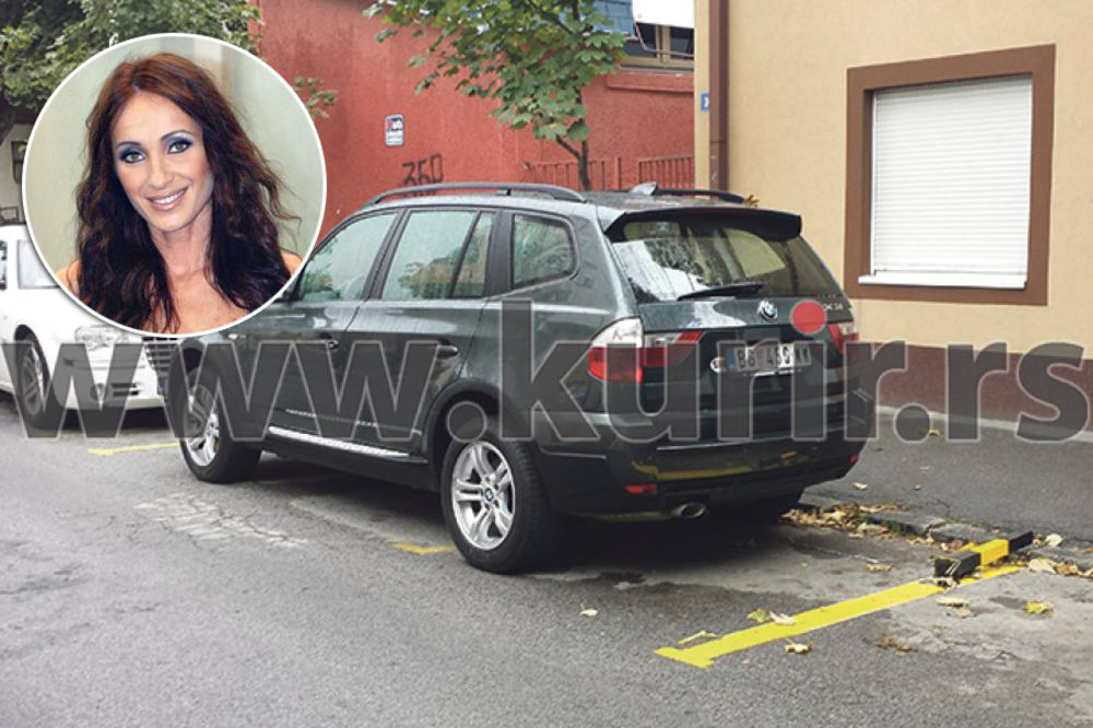 SKANDALOZNO: Slađa Delibašić zauzela parking mesta na prevaru