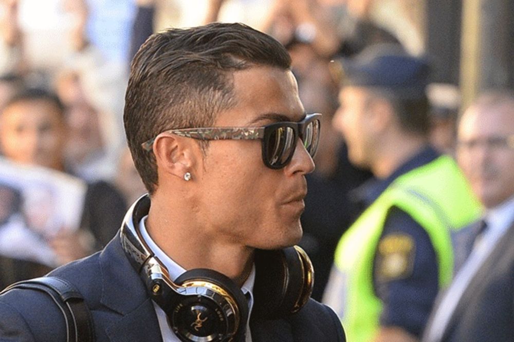 NEVEROVATNO: Evo kako je Ronaldo dobio 20 miliona evra, a da bukvalno nije ni prstom mrdnuo