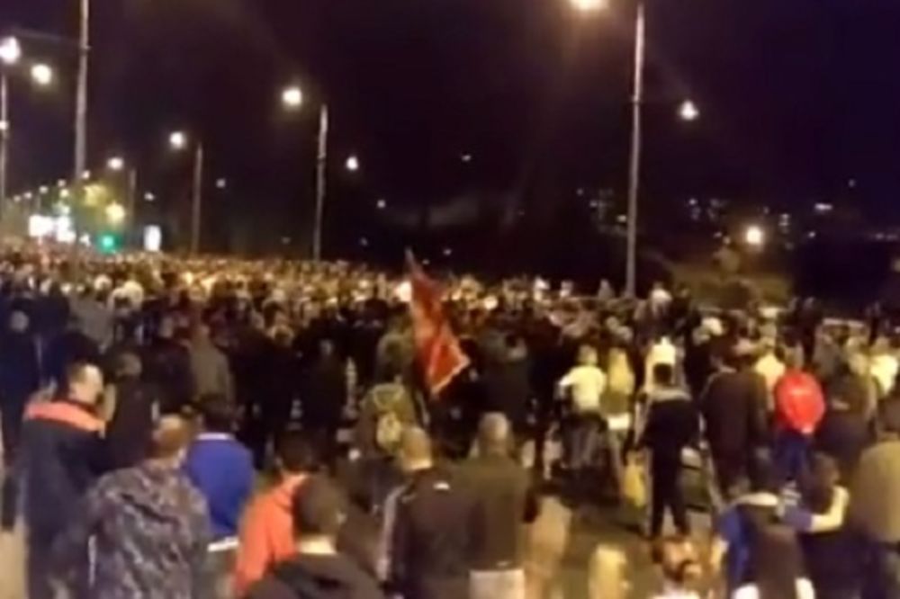 (VIDEO) SNIMAK NE LAŽE: 10.000 na protestu u Podgorici!