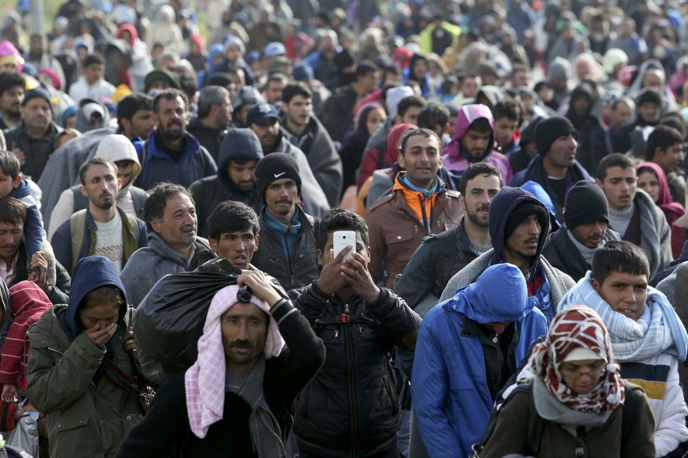 SLOVENCI TRAŽILI PARE OD EU: Treba im 10 miliona evra da bi brinuli o migrantima