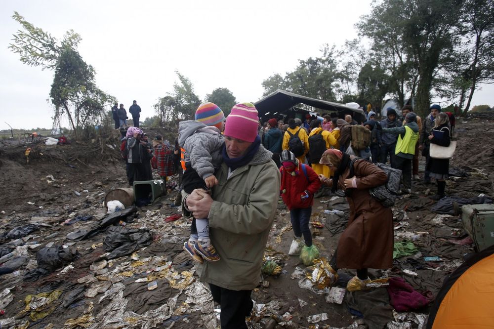 VLASTI BIH U PANICI: Zatvori li Hrvatska granicu izbeglički talas se seli u Bosnu