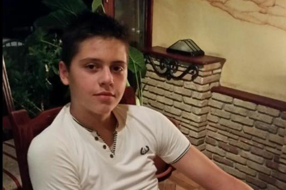 NESTAO LAZAR (14) IZ RIPNJA: Posvađao se sa roditeljima zbog pušenja i otišao od kuće!