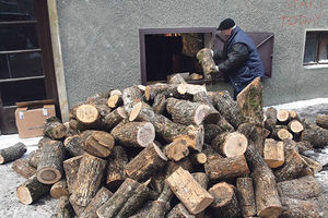 CEPANICE ČUVAJTE U SPAVAĆOJ SOBI: Kazna za drva na terasi do 1.500 evra