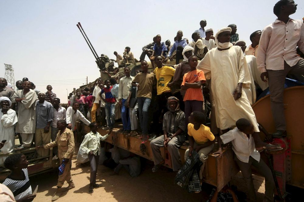 POBUNJENICI U JUŽNOM SUDANU PONOVO UDARAJU: Zarobljeno 16 mirovnjaka Ujedinjenih nacija