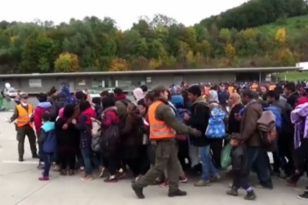 OGRANIČEN ULAZAK IZBEGLICA: Austrija će dnevno primati po 100 migranata!