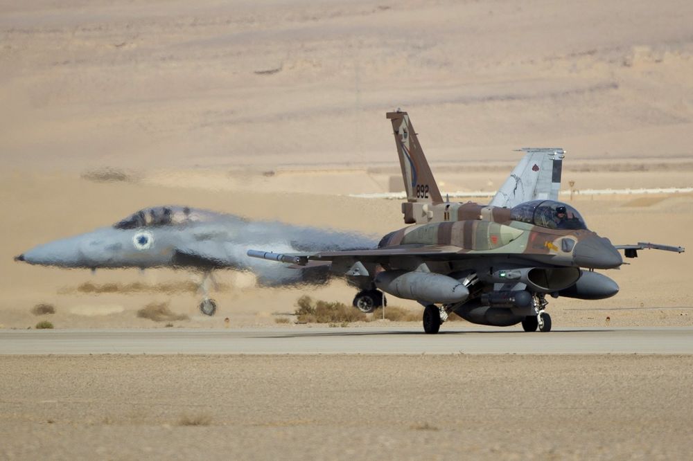 OPASNE IGRE TEL AVIVA: Izraelski avion gađao ciljeve kod Damaska