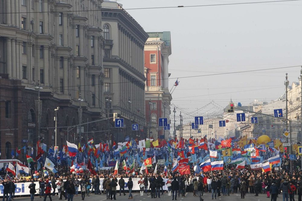 RUSI OBELEŽILI DAN NACIONALNOG JEDINSTVA: Na ulice Moskve izašlo 85.000 građana
