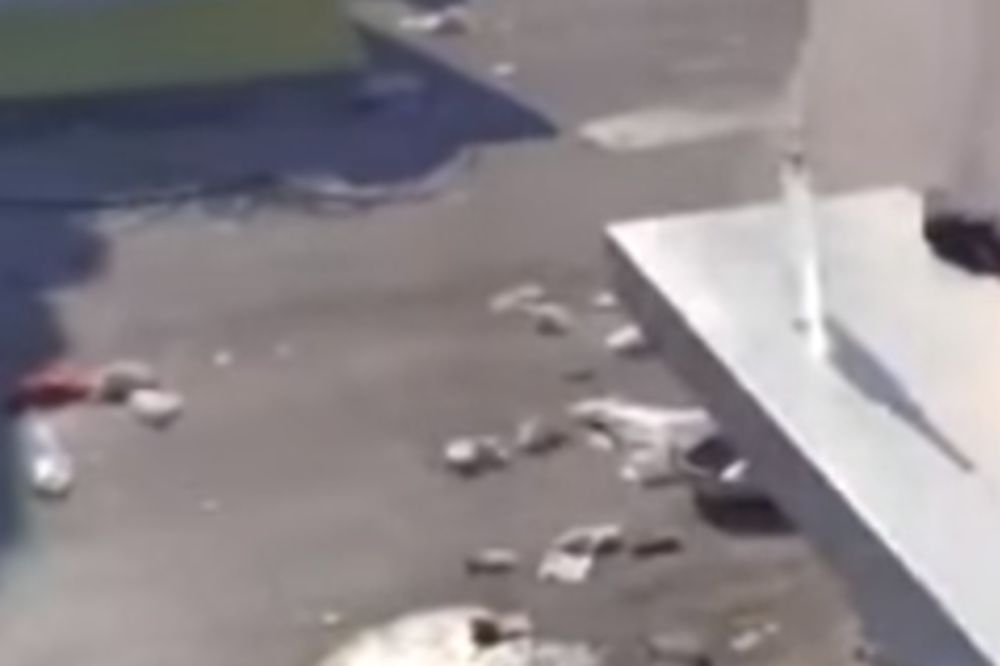 (VIDEO) KRVAVE SCENE: Evo kako je izgledao aerodrom u Atini posle sukoba Delija i BBB