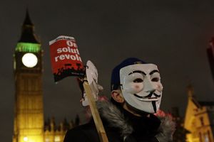 VENDETE MARŠIRAJU: Saznajte zašto se baš na današnji dan okuplja milion maski