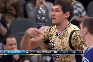 (VIDEO) O NE, ULAZI BOBINATOR: Pretrnuo od straha kad je ugledao srpskog košarkaša pored sebe!