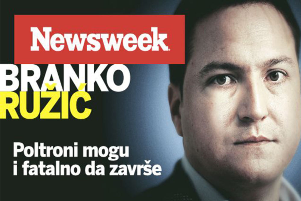 PROZIVKA U NIŠKOJ SKUPŠTINI: Novaković Newsweek naslovnicom na majici poslao poruku SPS poltronima!