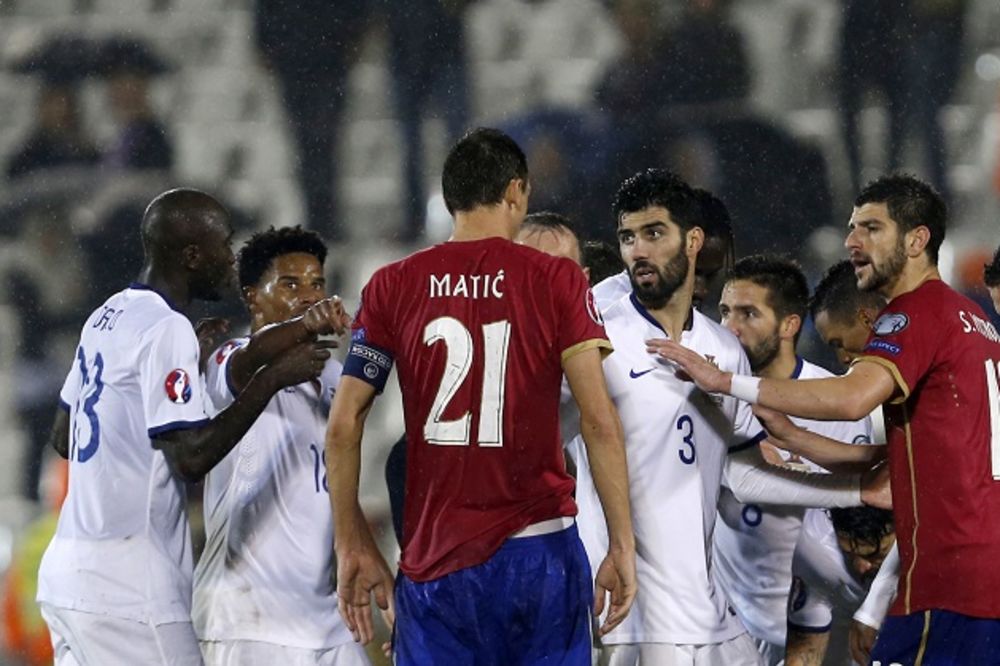 (VIDEO) UEFA NEMILOSRDNA PREMA ORLOVIMA: Srbija bez Matića na tri, a bez Kolarova na jednoj utakmici
