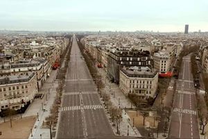 (FOTO) SABLASNO POSLE MASAKRA: Ulice Pariza avetno puste, ljudi ne izlaze iz kuća!