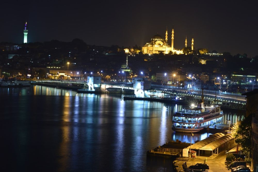 DŽIHADISTI HTELI DA NAPADNU I TURSKU: Istog dana planiran napad na Pariz i Istanbul