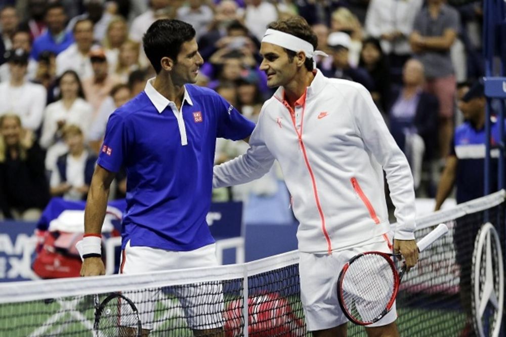 (VIDEO) JEDNIM UDARCEM DVE MUVE: Evo kako Đoković može da uđe u istoriju pobedom nad Federerom